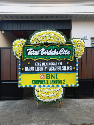 Papan Bunga Duka di Air Besar